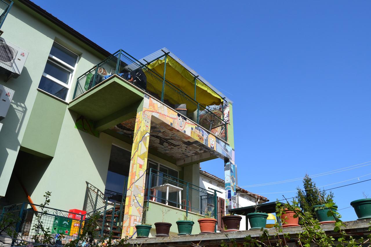 Hostel Art & Joy Pula Exterior foto
